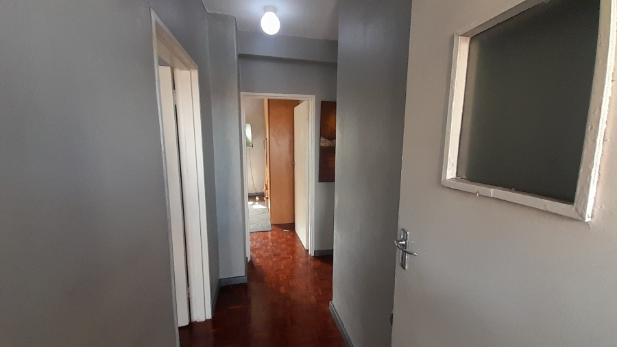 2 Bedroom Property for Sale in Wynberg Western Cape